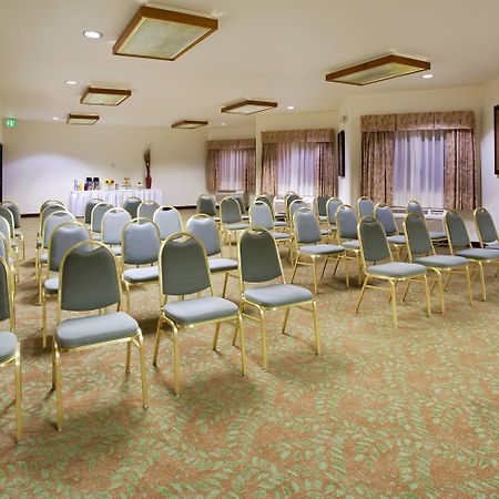 Hilton Garden Inn Colorado Springs Airport מראה חיצוני תמונה