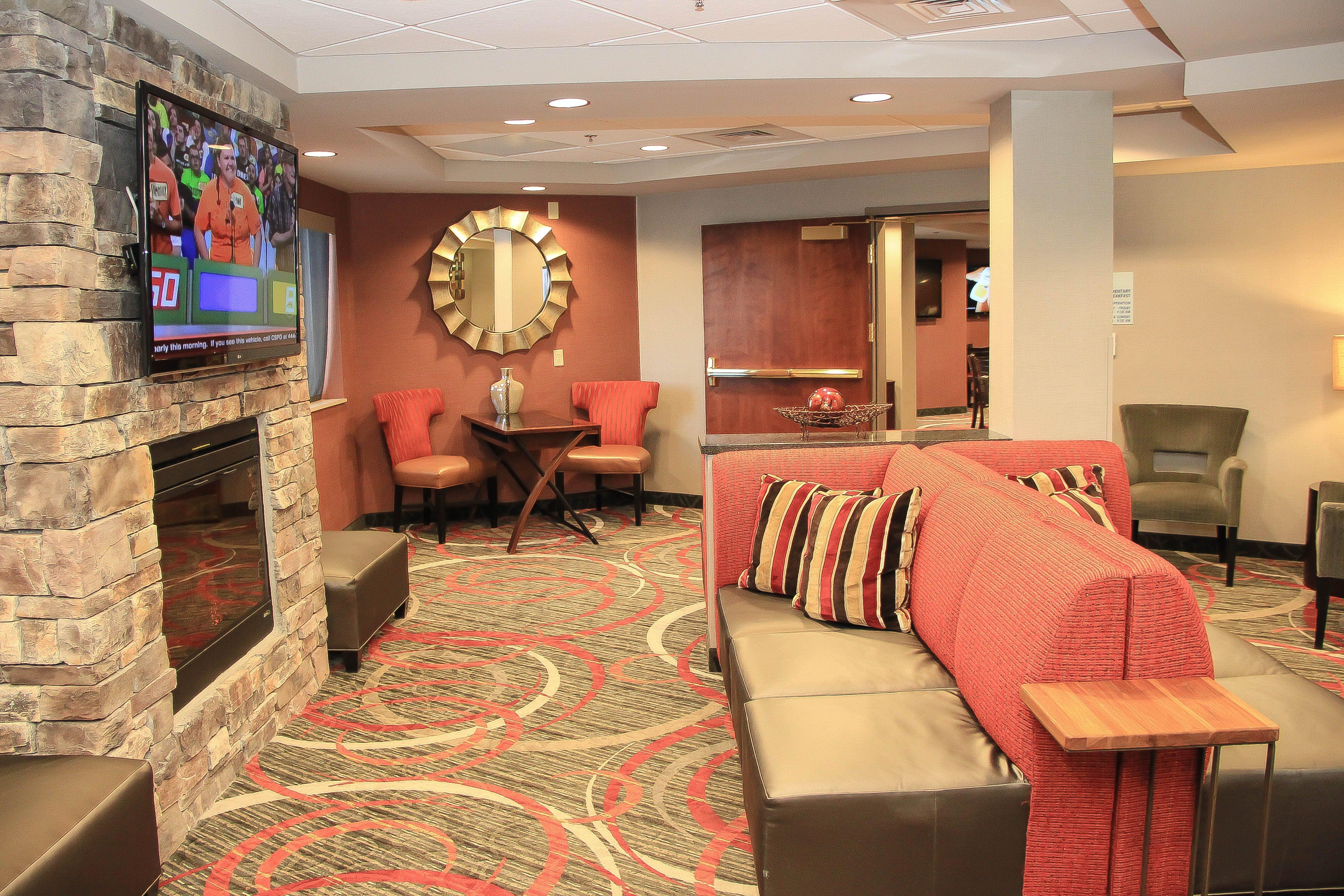 Hilton Garden Inn Colorado Springs Airport מראה חיצוני תמונה