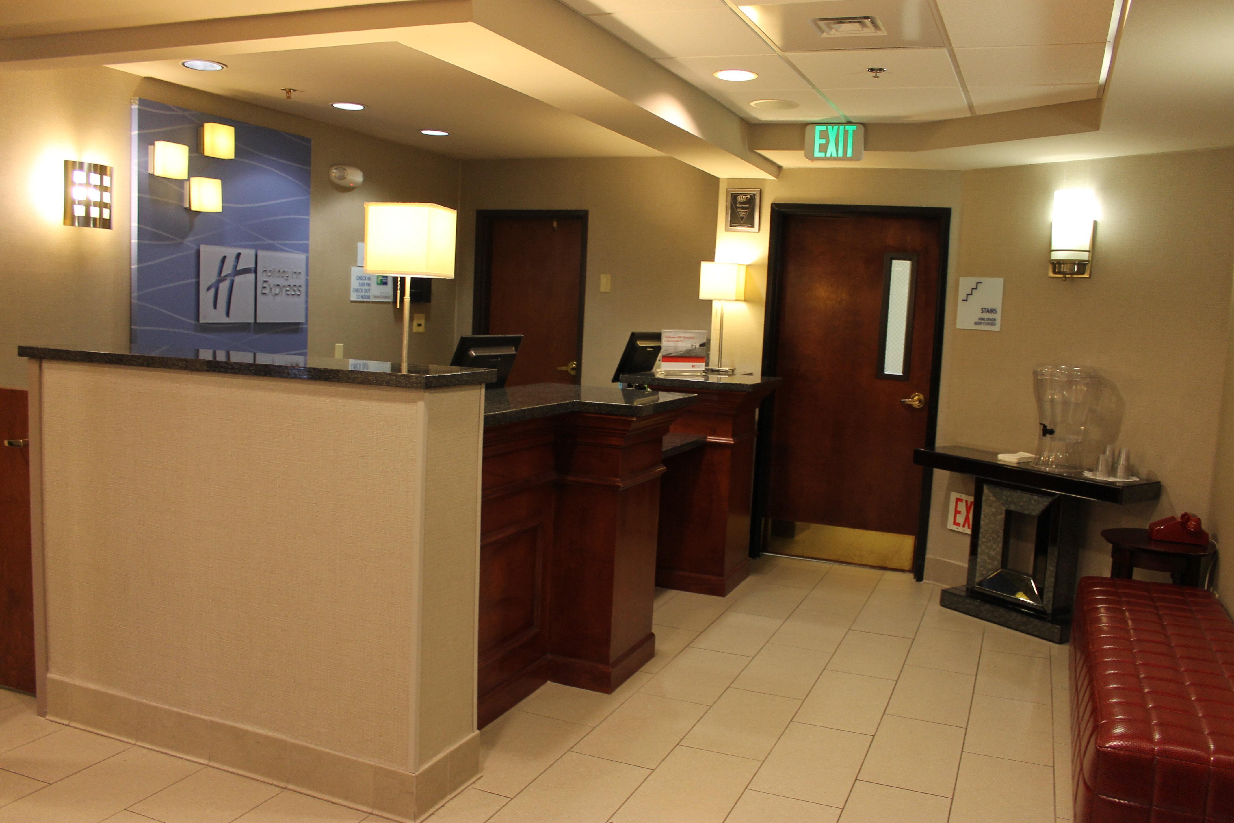 Hilton Garden Inn Colorado Springs Airport מראה חיצוני תמונה