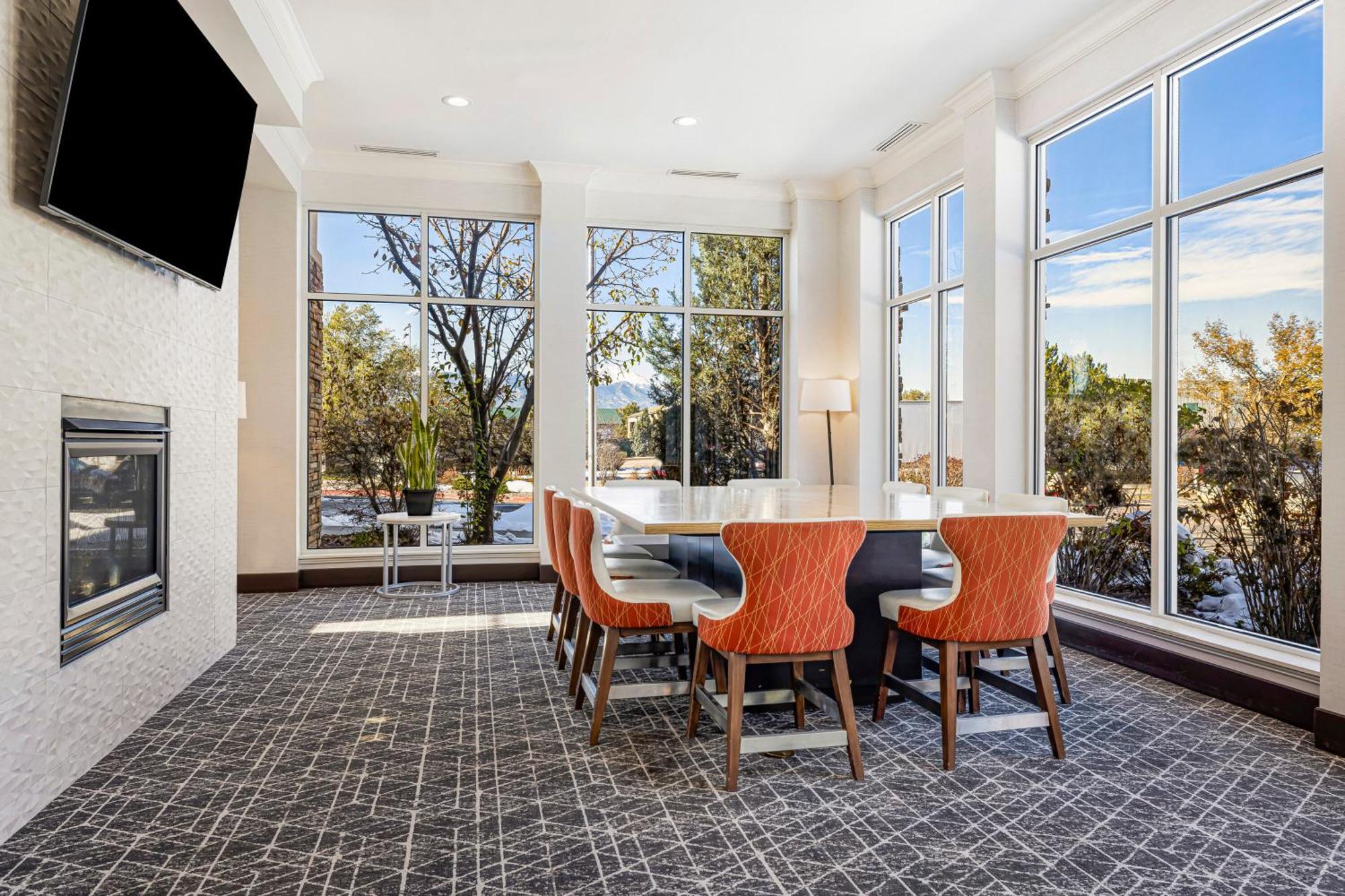 Hilton Garden Inn Colorado Springs Airport מראה חיצוני תמונה